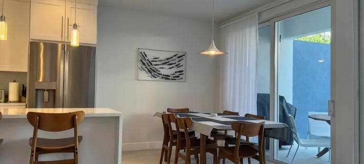 Discounted Summer rates! Grace Bay New Luxurious home 3+ Bedrooms & Pool Hotels in Grace Bay