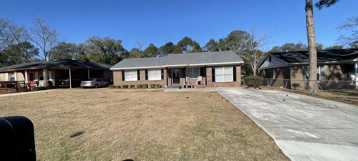 Cozy 4 bedroom House 2.5 bath ドウアティのホテル