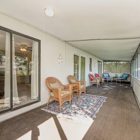 3 Bdrms 2 Bath Home Close to the Melbourne Airport!