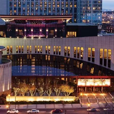 Lux Home Easy Walk to Broadway/Gulch/Music Row, Vandy, Honky Tonks,  Bridgestone