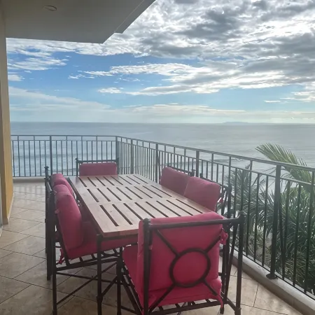 Luxury 3 bedroom/3.5 bath condo on the beach in the heart of Jaco