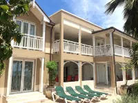 Turtle Bottom luxury beachside villa - Villas