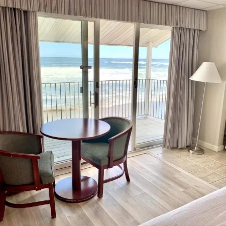Atlantic Oceanfront Hotel, Wells Beach