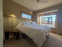 Charming 3-bedroom house with WiFi and AC in beautiful La Crosse - 4-Star