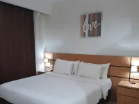 Wise Hotel Tomohon Hotels in Tomohon