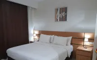 Wise Hotel Tomohon