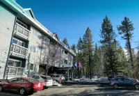 GetAways at the Lodge at Kingsbury Crossing - С парковкой