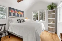 Charming Cottage - 4-Star