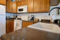 "Downtown Urban Loft Apartment" - Apartments