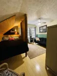 Rustic cabin just outside of Madison! - 3-Star