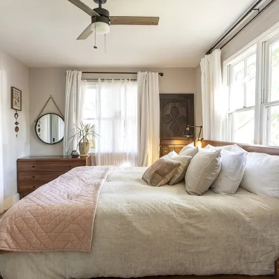 The Bohemian Cottage + Butterfly Garden Hotels near Walmart Supercenter