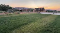 Wingate House at Sand Creek Homestead - Boutique