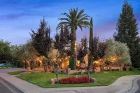 Lovely home w/ pool, spa, outdoor grill and more! - balcony