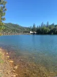 Beautiful Lakehouse with immediate access to Shasta Lake - 4-Star