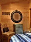 Cozy Appalachian Trail Cabin - Woody Gap & Blood Mountain in Suches, GA - 4-Sterne
