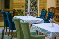 Karvon-Saroy Hotel - breakfast