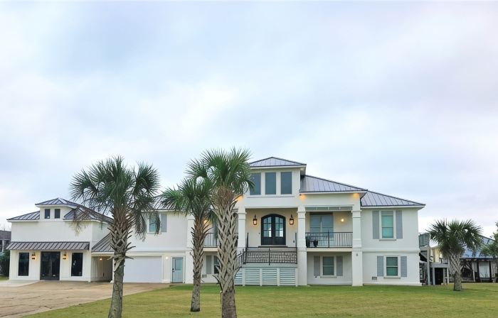 BEAUTIFUL WATERFRONT HOME WITH BOATHOUSE AND HUGE PORCHES!