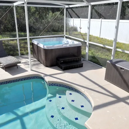 Orlando BeachHouse ❤️ Expanded pool deck & HotTub Recent renos, close to Disney!