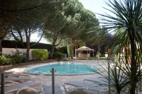 Hôtel Mercure Bordeaux Aéroport - Pools