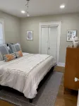 Craftsman house 500 yards to beach and short walk to many restaurants - 5-Star