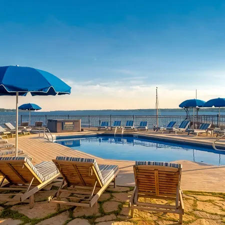 Spruce Point Inn Resort and Spa