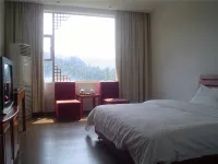 Langdong Forest Hot Spring Hotel - pet friendly