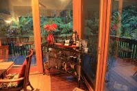 ~Peace and Tranquility in rain-forested Volcano on luxurious property ~ - Boutique