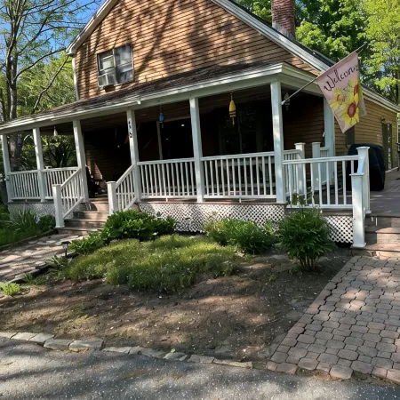 Charming 3 Bedroom Home, Centrally Located In The Heart Of Acadia National Park.