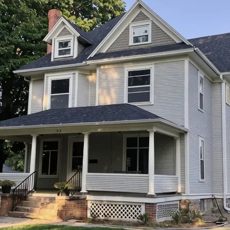 Ada’s Guesthouse- historic home close to lake, shopping, parks, trails, BVU