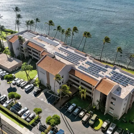 Sea La Vie Secluded Oceanfront condo, Magical Sunrise romantic honeymoon Getaway