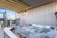 Connestee Falls Amazing Mountain Views Sauna Hot Tub Peloton Sleeps 12 - balcony