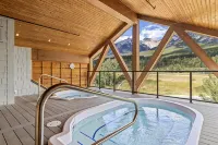 Golden Ridge - 2 Bedroom + Den - 4-Star