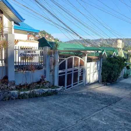 Limits Guesthouse