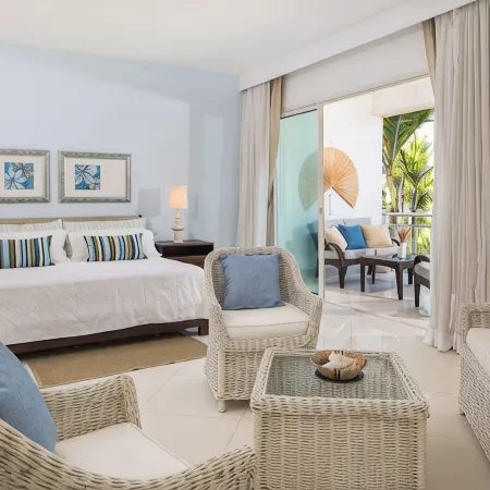 Seawinds Cabarete Beachfront Penthouse, Stunning Balcony Views, Sleeps 6