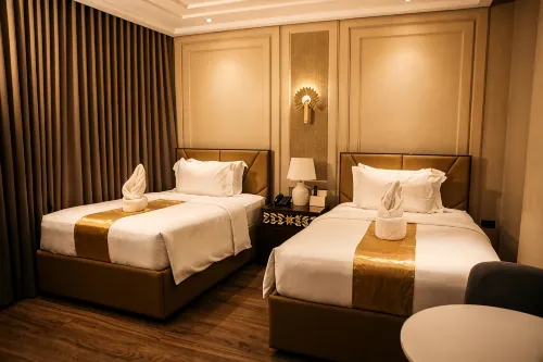 RADIANT HOTEL AND EVENTS - Airport Shuttle
