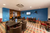 Holiday Inn Express BRAINTREE by IHG - parking