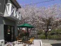 Pension Kawazunosato with Cats