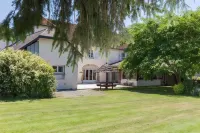 Chambres d'hôtes "La Grange de Georges" فنادق في Lay-Lamidou