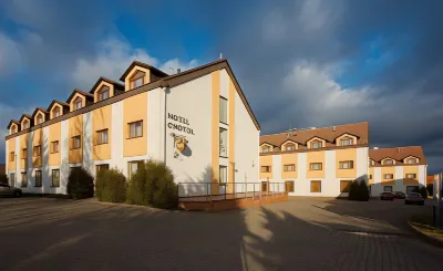 Hotel Chotol Hotels in Horomerice