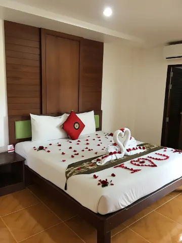 ห้องซูพีเรียร์ เตียงใหญ่ 1 เตียง