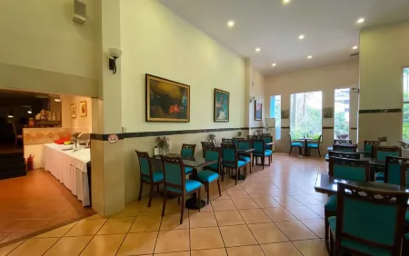 S79 Vuon Saigon Hotel & Spa