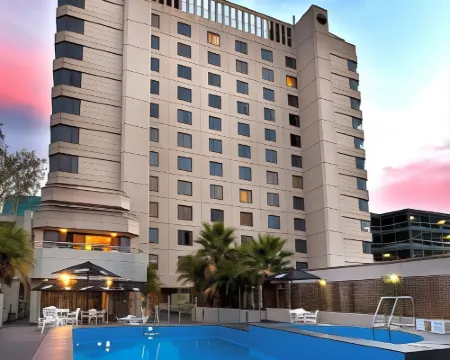 ホテル グランド チャンセラー アデレード アデレードのホテル