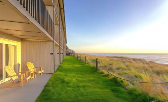 Lincoln Sands Oceanfront Resort, Ascend Hotel Collection