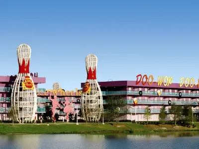 Disney's Pop Century Resort - Classic Years Hotels near Walt Disney World Resort