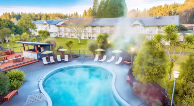 Wairakei Resort Taupo Hotel dekat JT Design