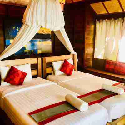 Chivaree Hotel and Resort Rooms