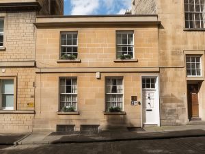 Abbey Mews in the Heart of Bath