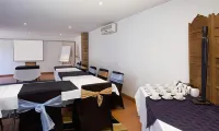 Airport Bird & Game Lodge Hotels in Kempton Park