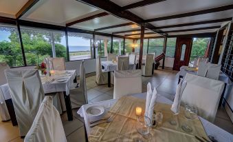 Seaview Lodge and Restaurant