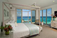 Azura Bermuda